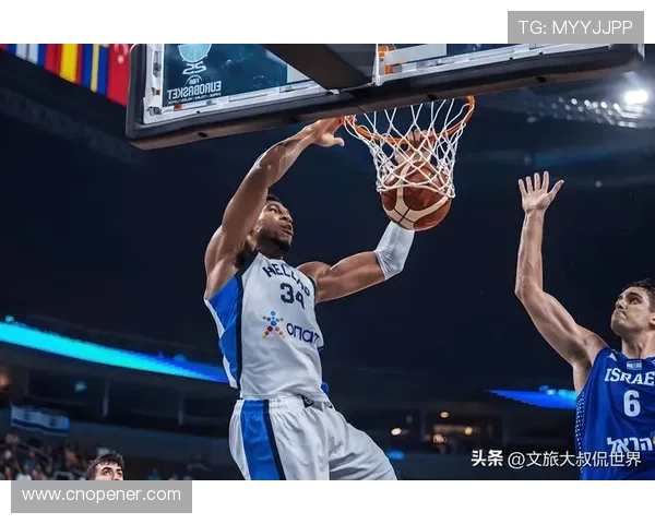 字母哥上篮走步疑云回放揭示真相引发热议